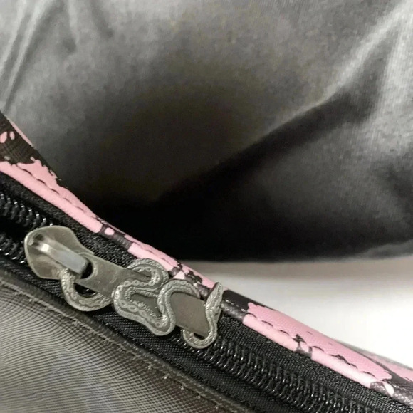 ED HARDY Purse,handbag. Comes with/dust bag, great condition. - Picture 4 of 7